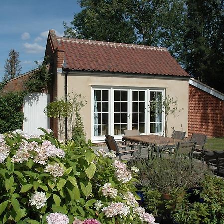 Field Cottage Bed And Continental Breakfast East Harling Стая снимка