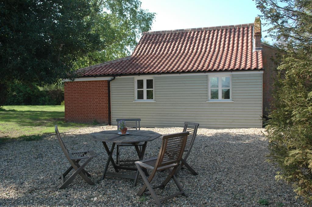 Field Cottage Bed And Continental Breakfast East Harling Стая снимка